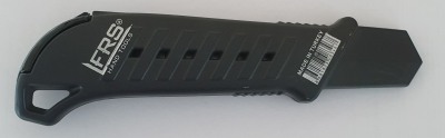 Нож макетен 18 мм